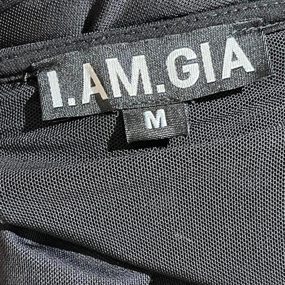 I am gia black top with tie - Picture 5 of 8